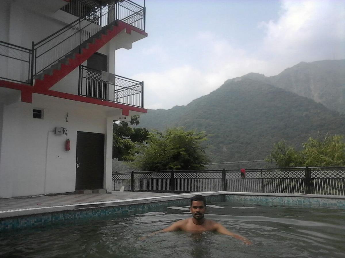 V Resorts Brv Resort Mussoorie Esterno foto