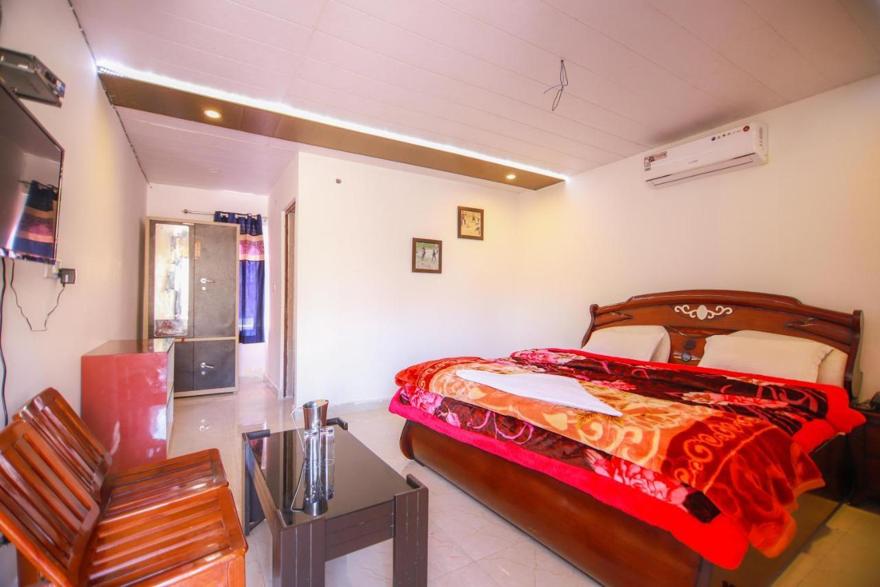 V Resorts Brv Resort Mussoorie Esterno foto